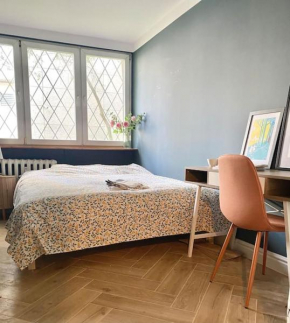 Apartment close to metro, 8 minutes to Centrum and near airport